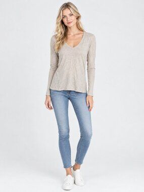2/$30 T TAHARI Knit V-Neck Long Sleeve Tee Beige Medium #A5181